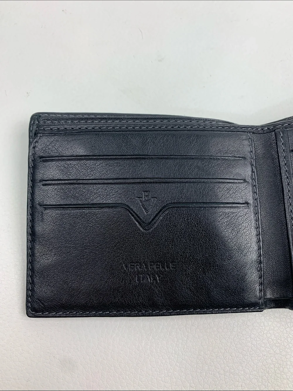 Vera Pelle Italy Black Leather Bi-Fold Men’s Wallet Genuine leather Green lining